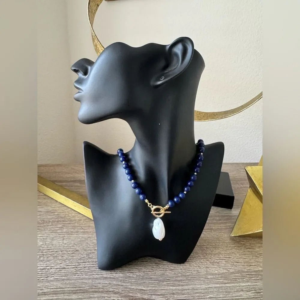Elegant Blue Beaded Necklace A1353 - Picture 3 of 3